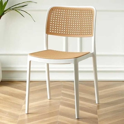 PP Plastic Dining Chair for Restaurant and Home Use