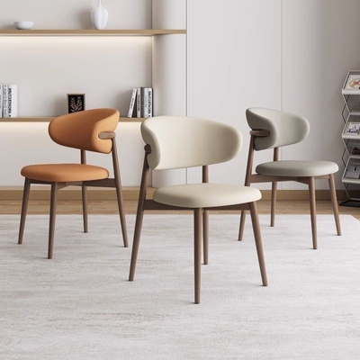 PU leer houten eetstoel met gebogen rug